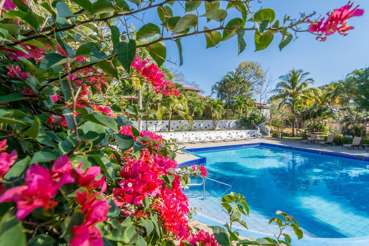 Hotel Colinas Del Sol Atenas Exterior photo